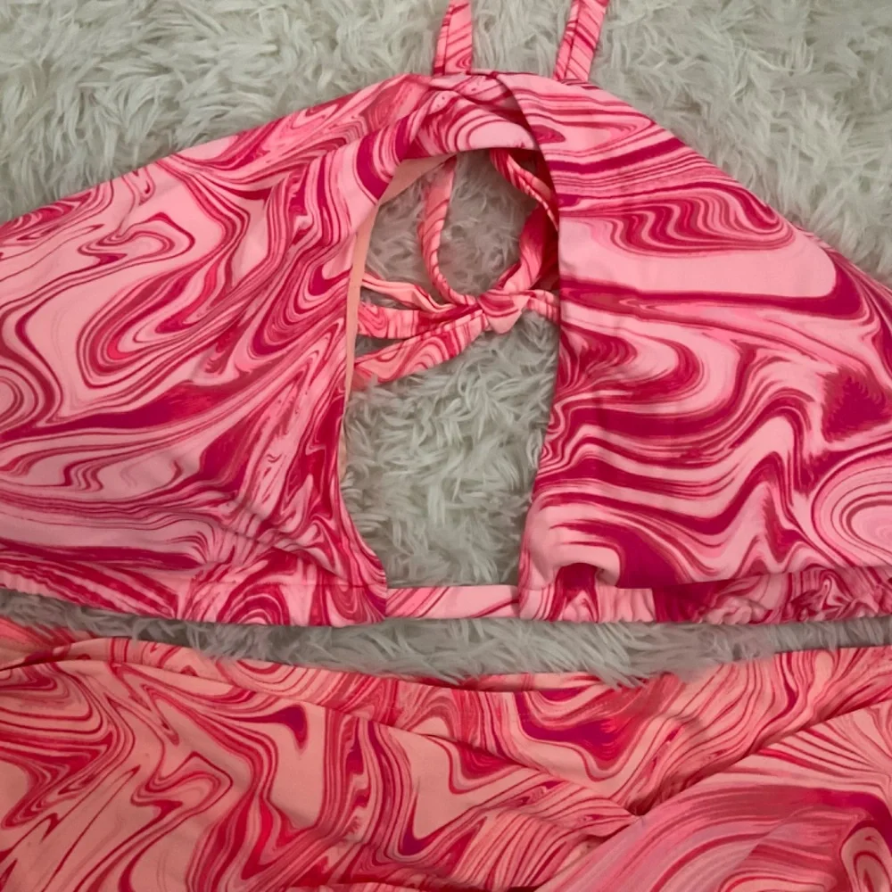 Time and Tru Mid‎ Rise Cheeky Fit Bikini - Pink Marble - Size 3X